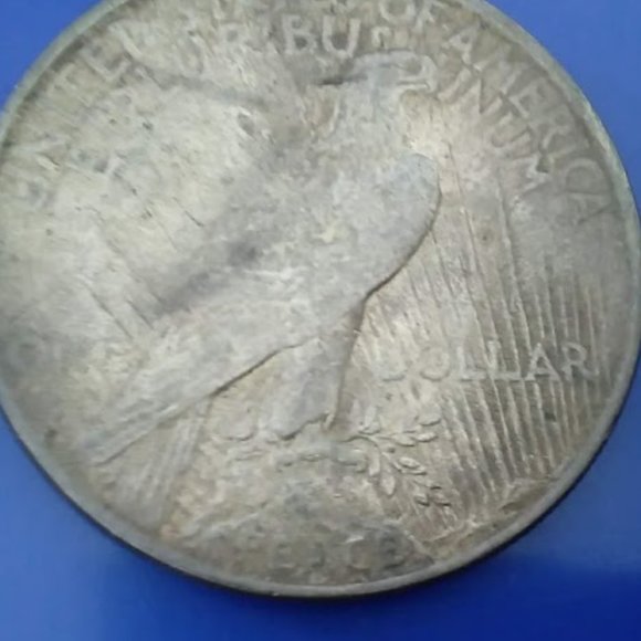 1924 Peace Silver Dollar - Picture 3 of 3